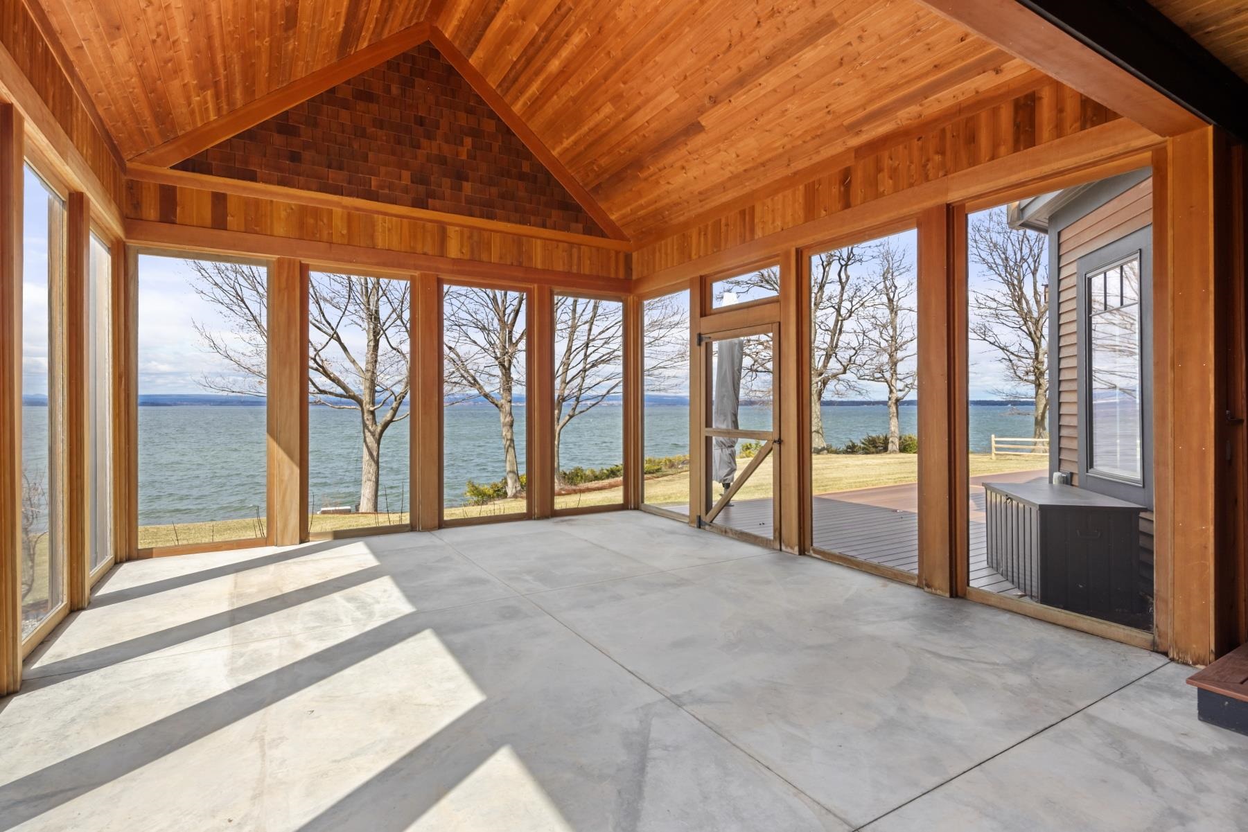 571 West Shore Road South Hero, VT 05486 - Photo 14 of 50