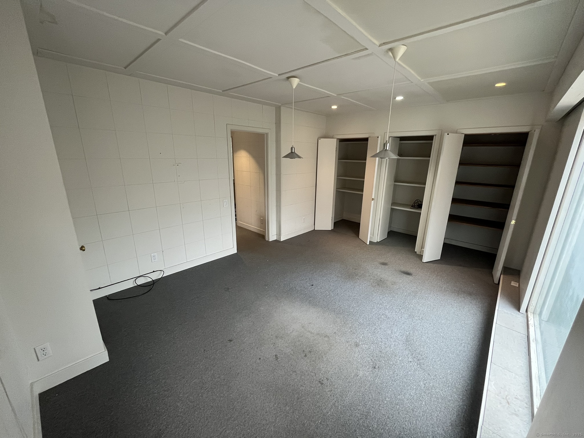 439 Washington Road Woodbury, CT 06798 - Photo 15 of 32