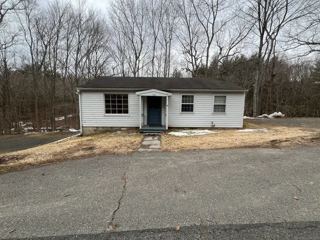 $314,900 | 439 Washington Road, Woodbury, CT 06798