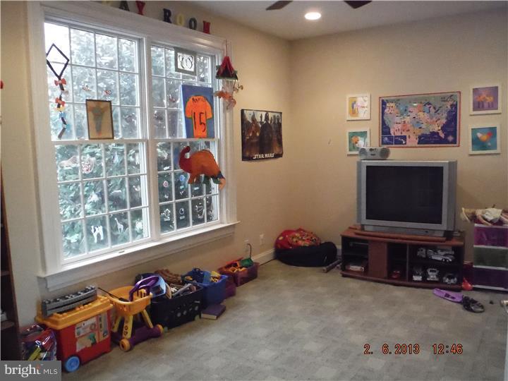 185 Fairway Road Ambler, PA 19002 - Photo 16 of 25 Office / Study