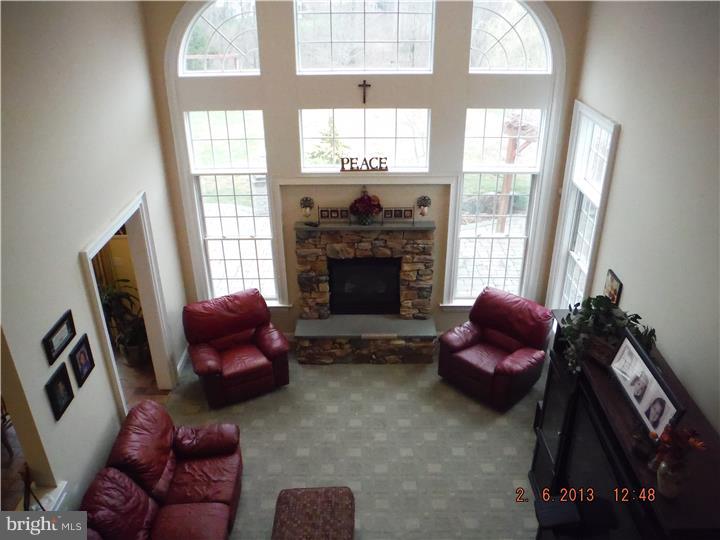 185 Fairway Road Ambler, PA 19002 - Photo 5 of 25 Family Room