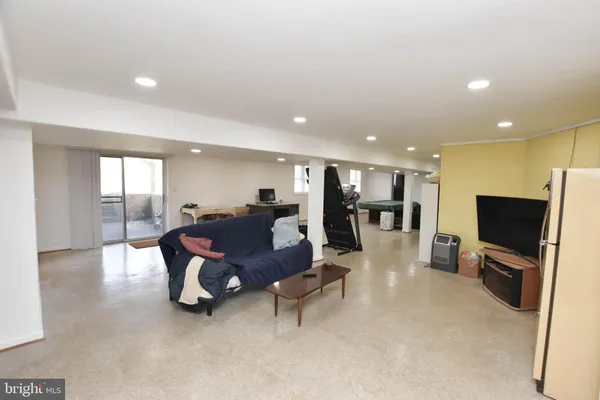 $1,200,000 | 19141 Youngs Cliff Road, Sterling, VA 20165