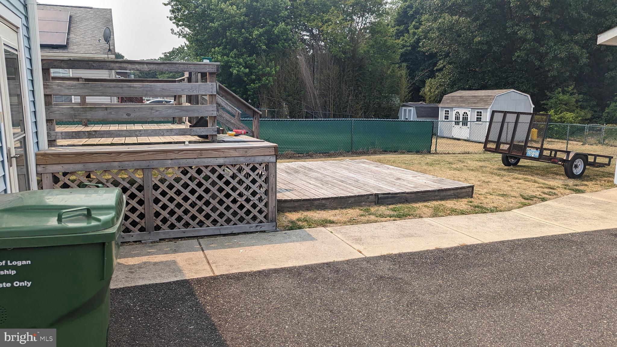 116 Main Street Bridgeport, NJ 08014 - Photo 5 of 29 Upper deck and lower deck
