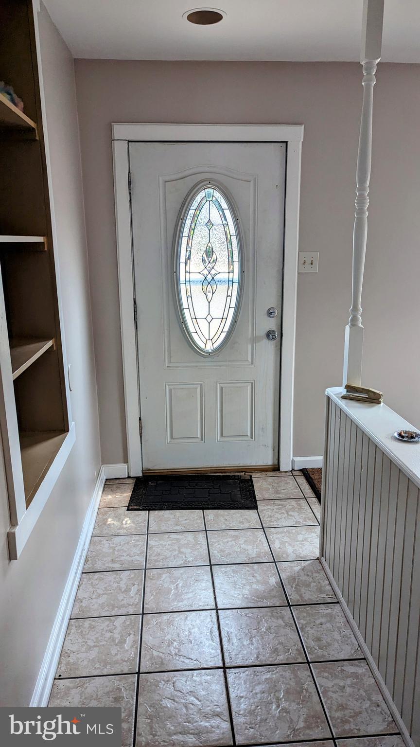 116 Main Street Bridgeport, NJ 08014 - Photo 10 of 29 Beautiful front door with etched glass