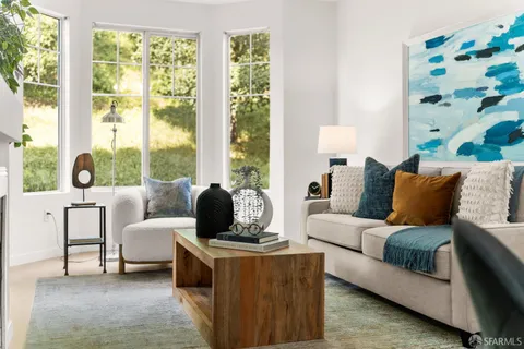 $349,000 | 320 Caldecott Lane, Unit 116, Oakland, CA 94618