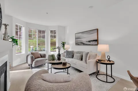 $349,000 | 320 Caldecott Lane, Unit 116, Oakland, CA 94618