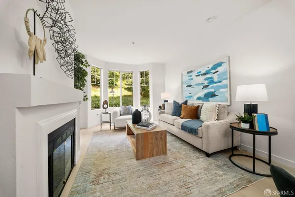 $349,000 | 320 Caldecott Lane, Unit 116, Oakland, CA 94618