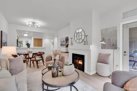 $349,000 | 320 Caldecott Lane, Unit 116, Oakland, CA 94618