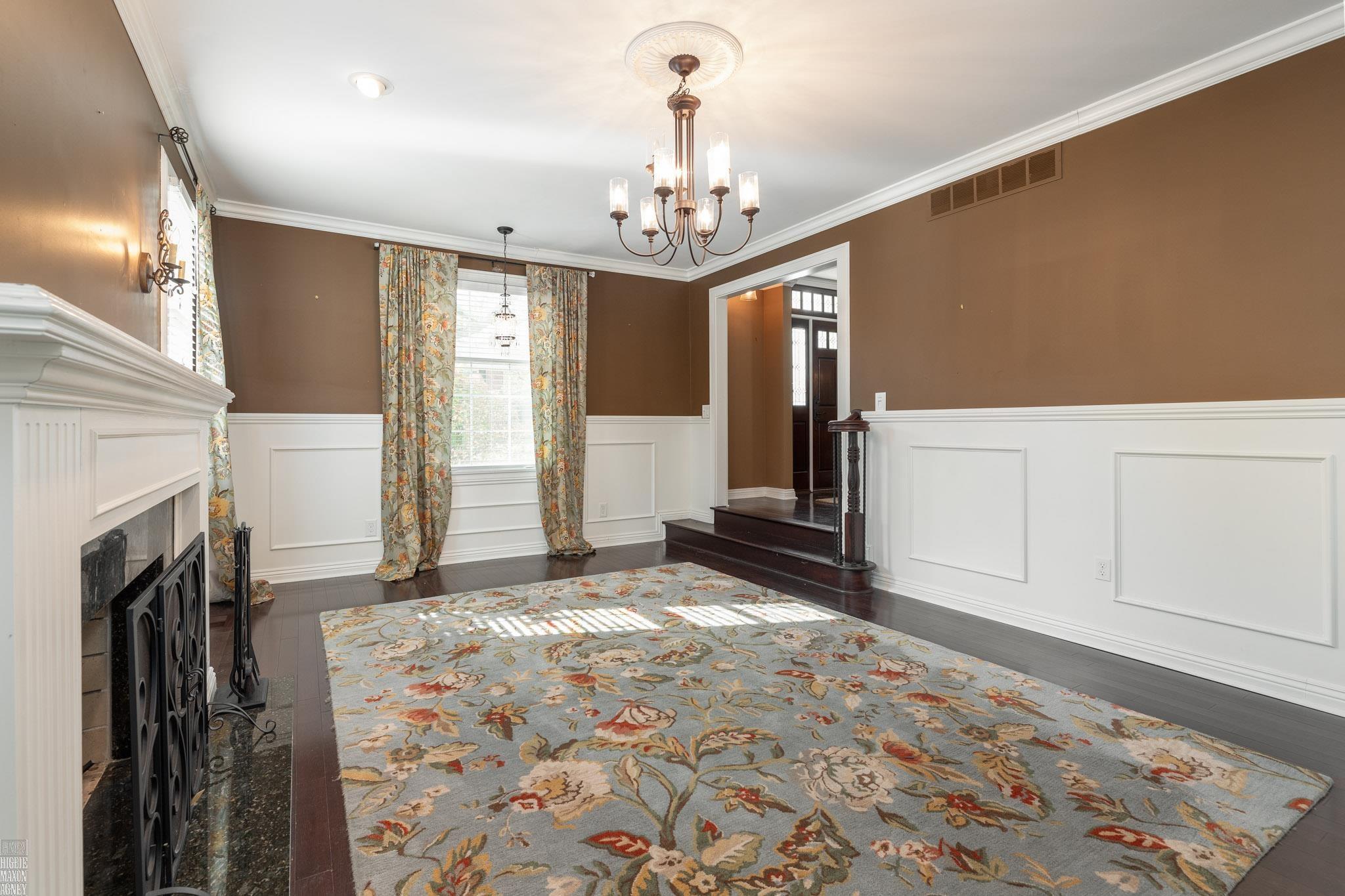 592 Thorntree Road Grosse Pointe, MI 48236 - Photo 11 of 53 50124730-10.JPG
