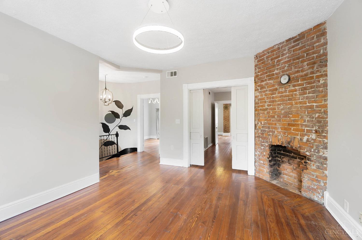 3143 Riverside Drive Cincinnati, OH 45226 - Photo 30 of 50 Gallery Image 30