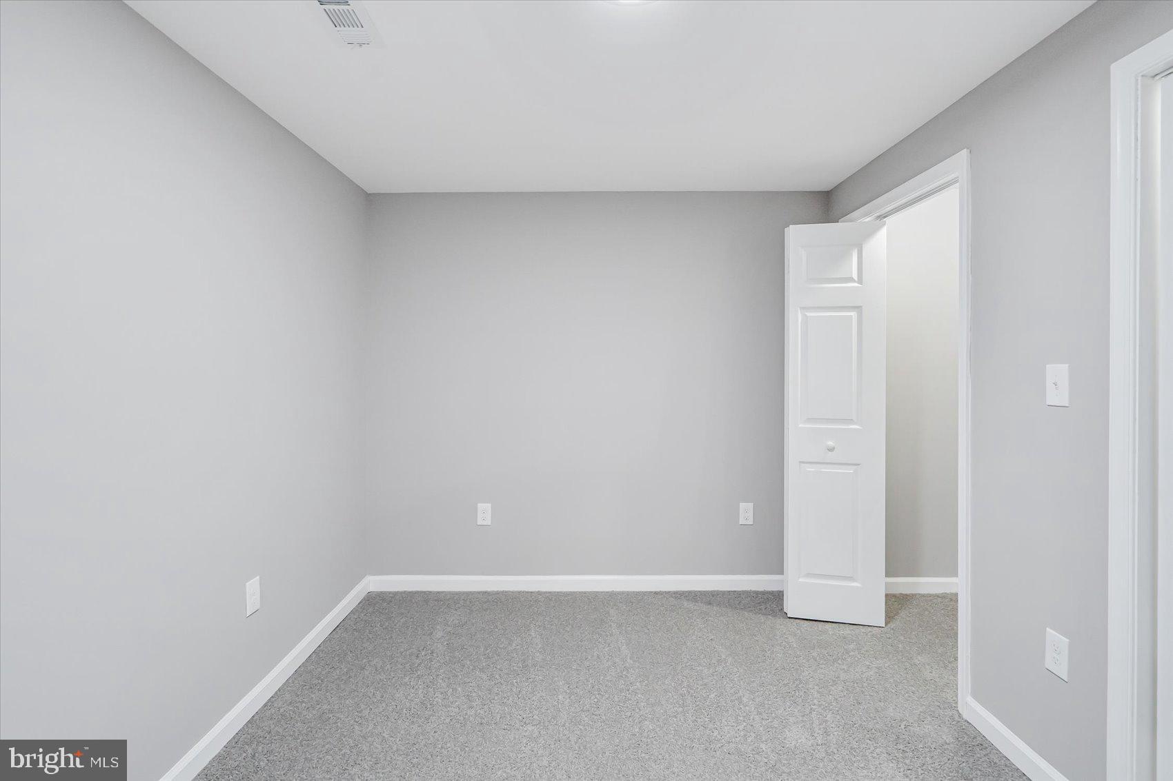 457 Oakton Road Odenton, MD 21113 - Photo 34 of 43 Gallery Image 34