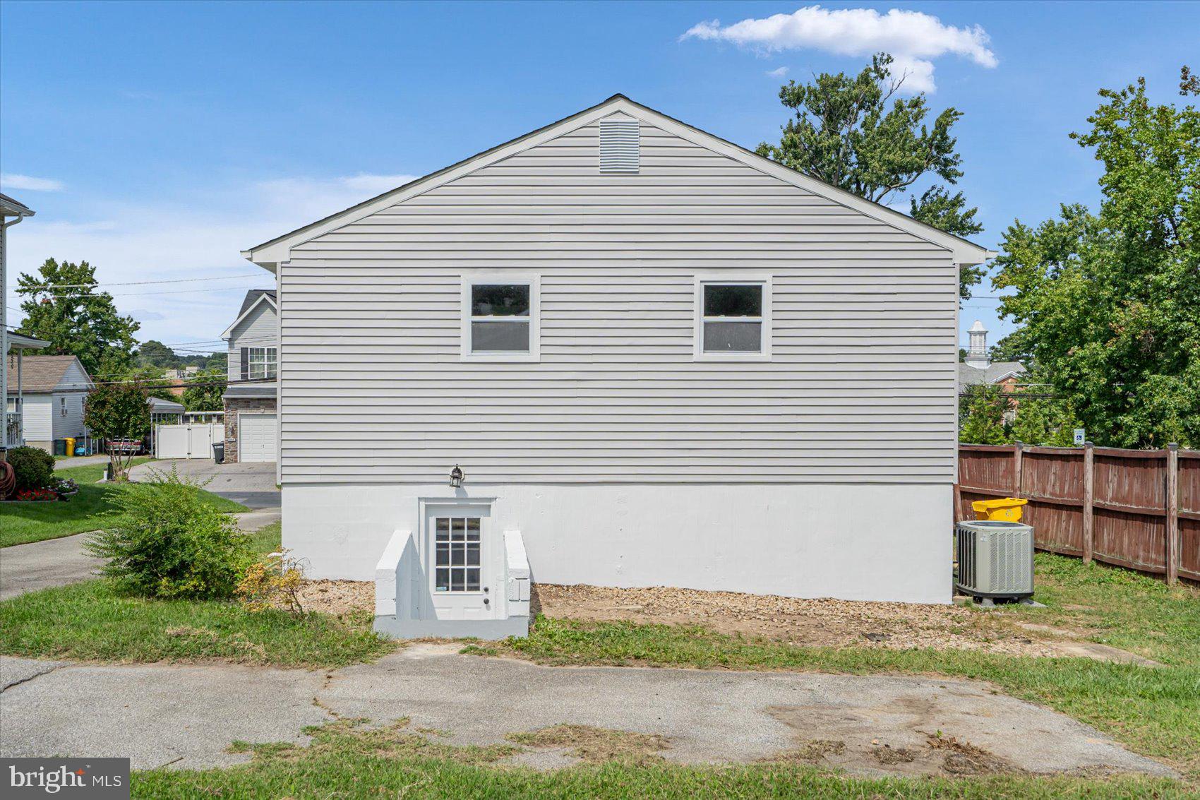 457 Oakton Road Odenton, MD 21113 - Photo 39 of 43 Gallery Image 39
