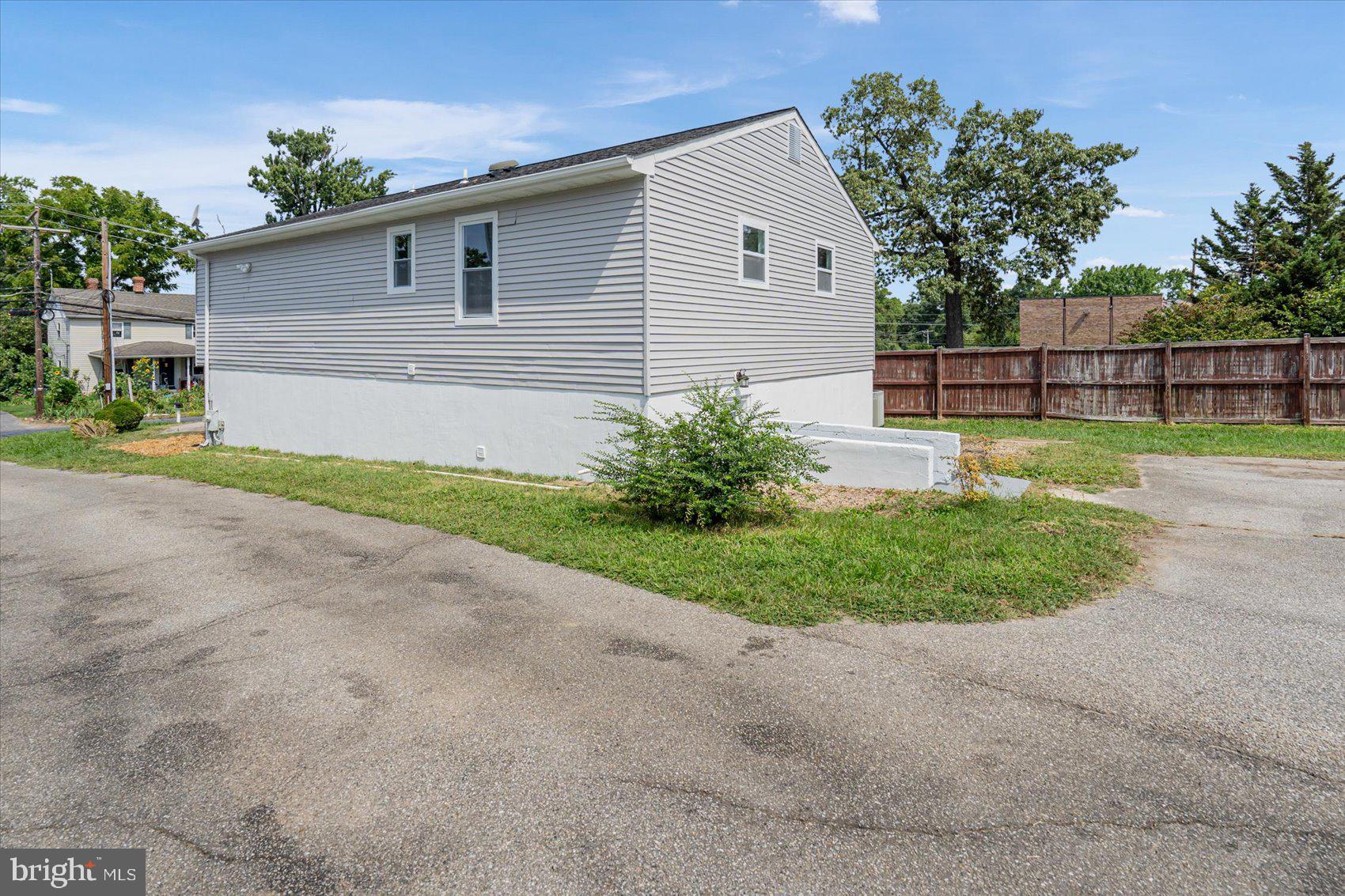 457 Oakton Road Odenton, MD 21113 - Photo 40 of 43 Gallery Image 40