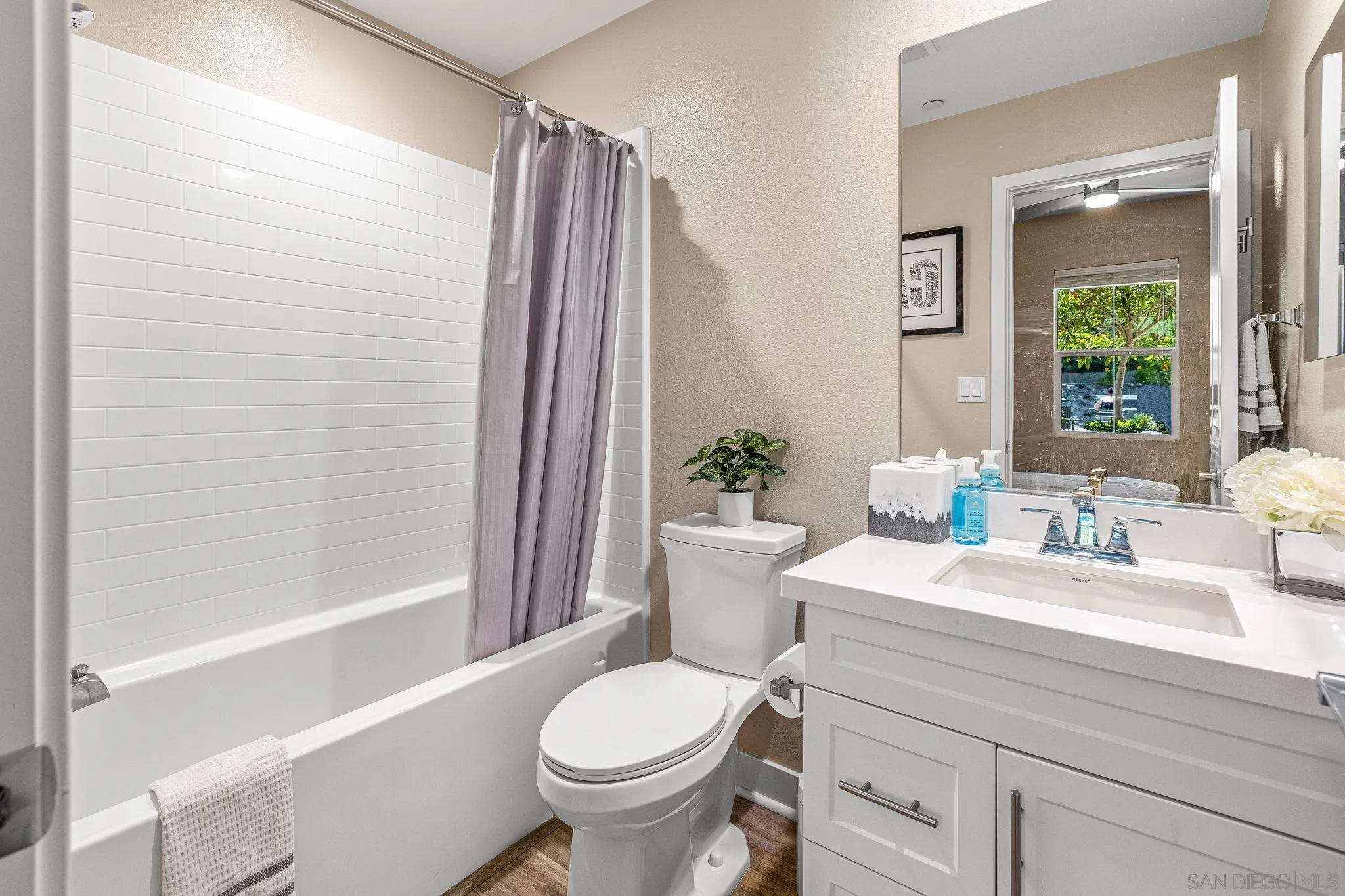 4347 Harbor Way, Unit 4 Oceanside, CA 92056 - Photo 17 of 30