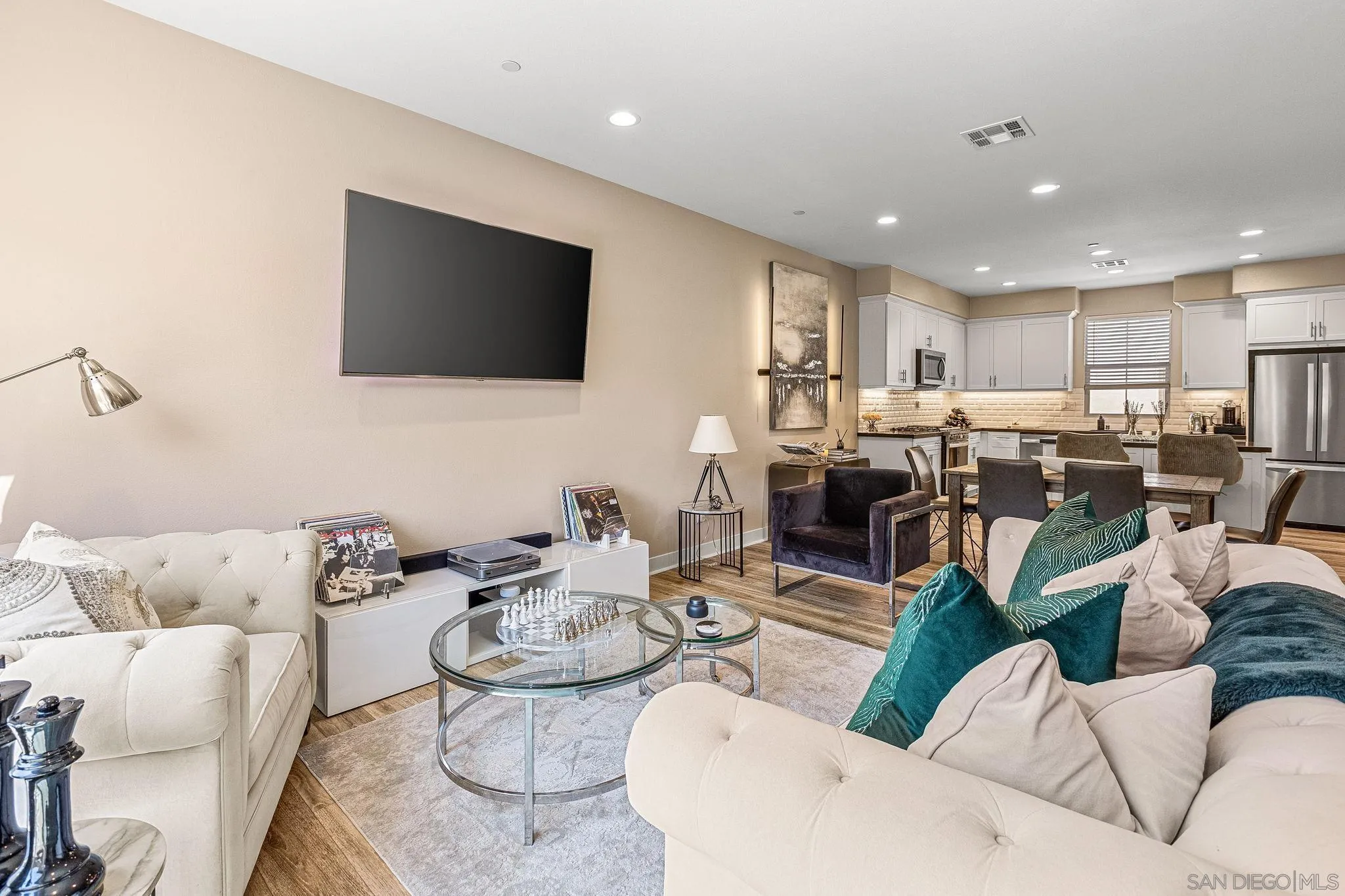 4347 Harbor Way, Unit 4 Oceanside, CA 92056 - Photo 3 of 30