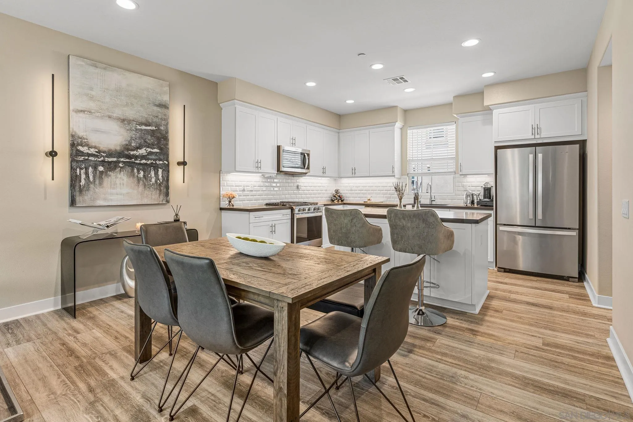 4347 Harbor Way, Unit 4 Oceanside, CA 92056 - Photo 5 of 30