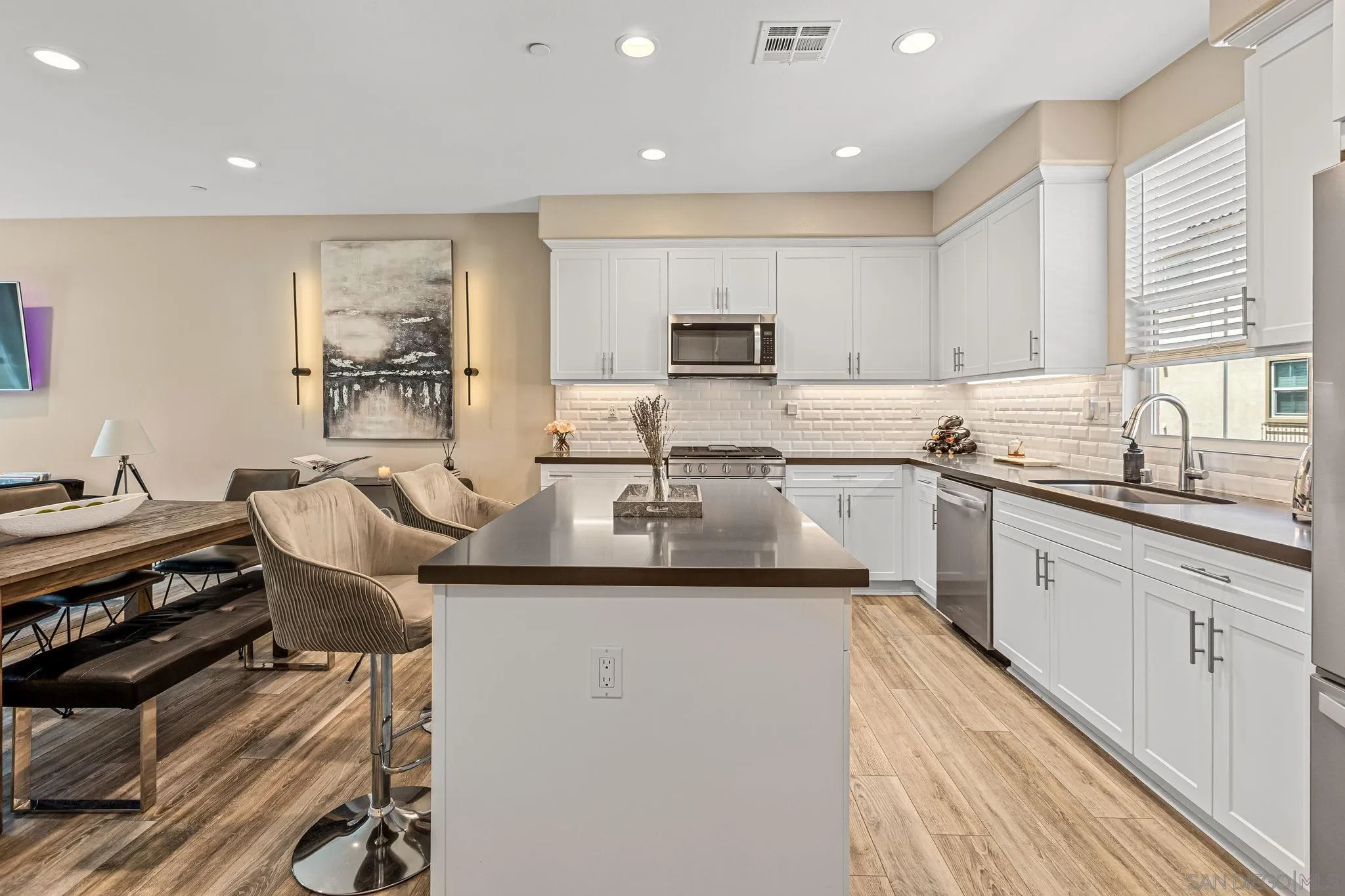 4347 Harbor Way, Unit 4 Oceanside, CA 92056 - Photo 8 of 30