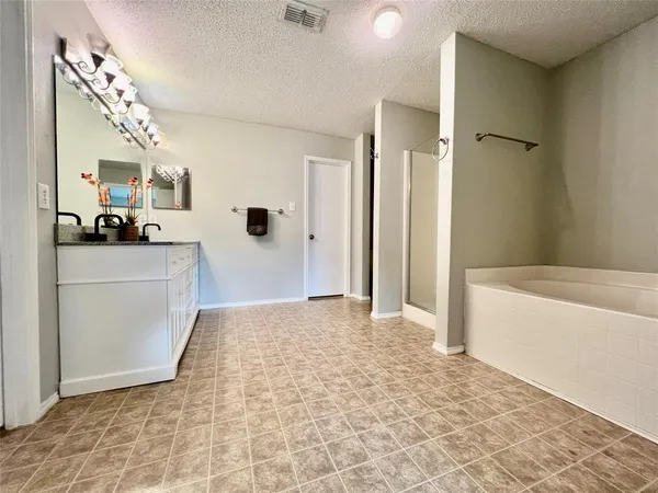 $3,200 | 2625 Lake Meadow Drive, McKinney, TX 75071