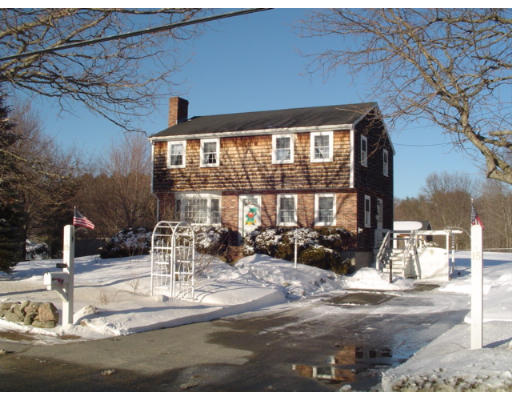 15 Daniels Road Rowley, MA 01969 - Photo 2 of 9 Gallery Image 2