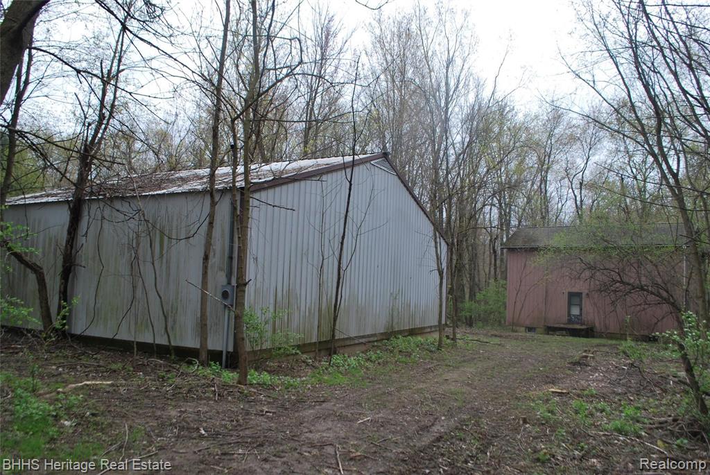 10899 West Allen Road Fowlerville, MI 48836 - Photo 10 of 31