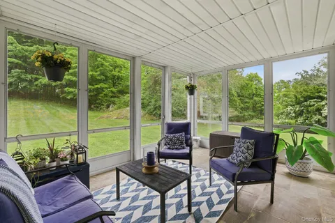 $1,999,999 | 765 King Street, Chappaqua, NY 10514