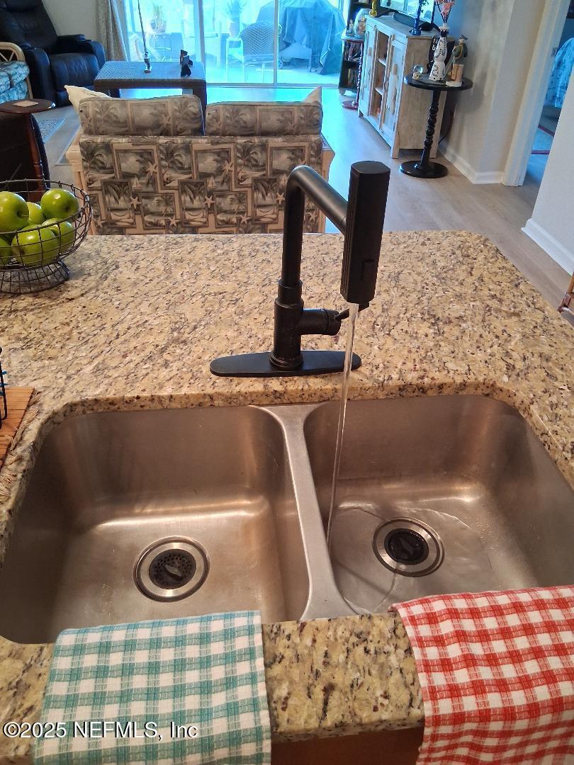 96028 Coral Reef Road Yulee, FL 32097 - Photo 15 of 33 updated faucet with filtered water