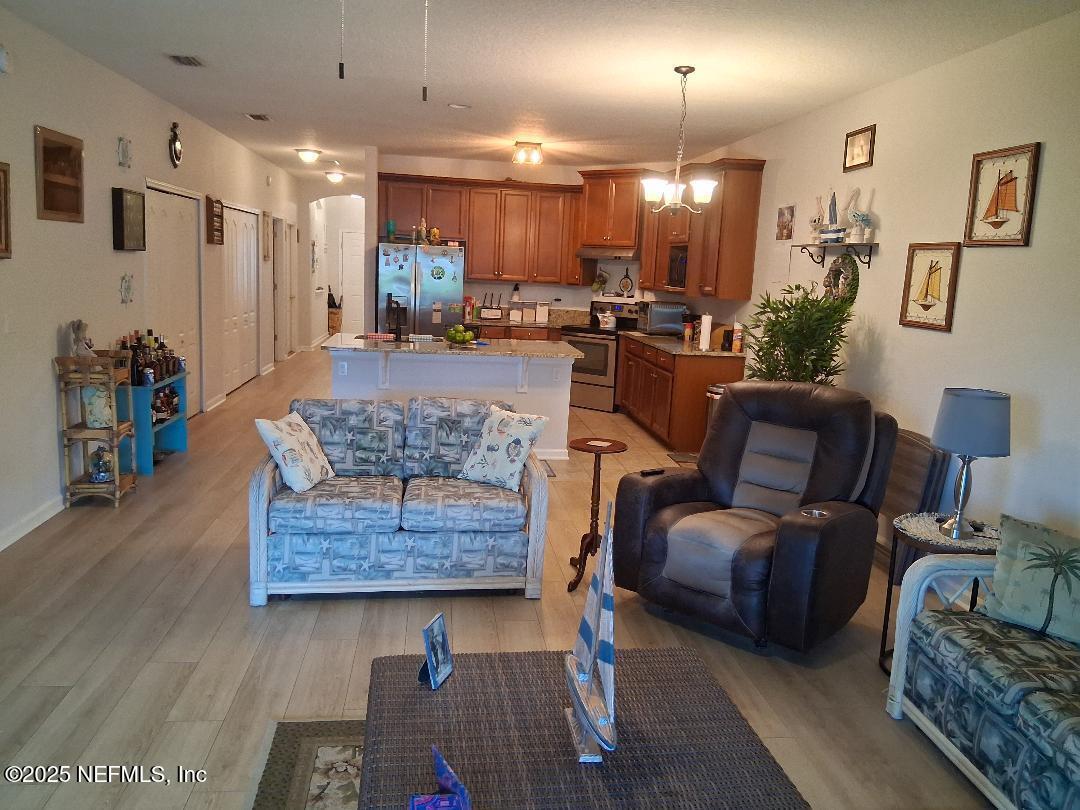 96028 Coral Reef Road Yulee, FL 32097 - Photo 16 of 33 great room