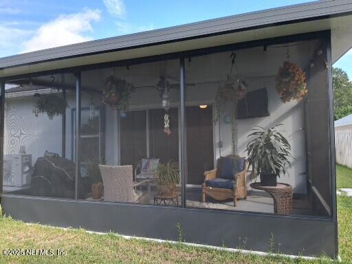 96028 Coral Reef Road Yulee, FL 32097 - Photo 25 of 33 screened lanai