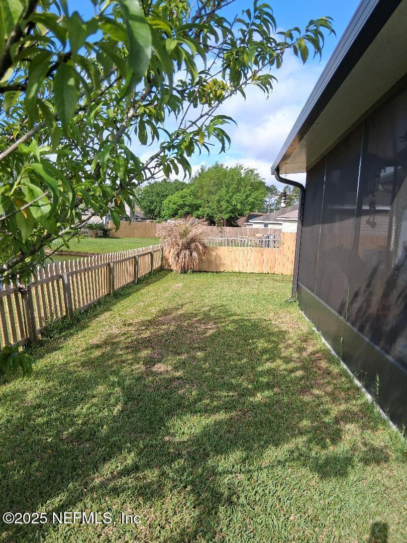 96028 Coral Reef Road Yulee, FL 32097 - Photo 30 of 33 backyard