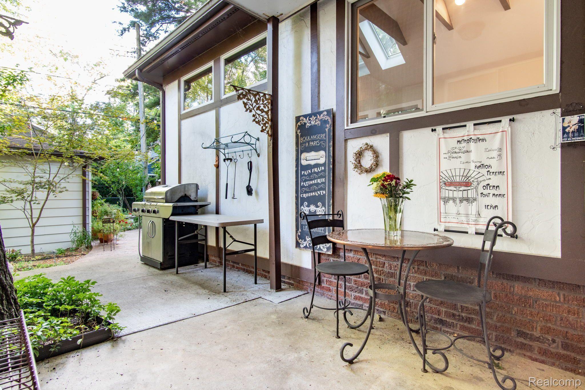 18 Sylvan Avenue Pleasant Ridge, MI 48069 - Photo 46 of 56 Gas grill and Outdoor eating area
