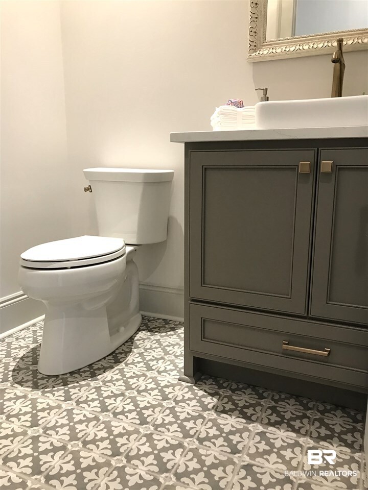 710 Cardamel Court Fairhope, AL 36532 - Photo 30 of 48 powder room