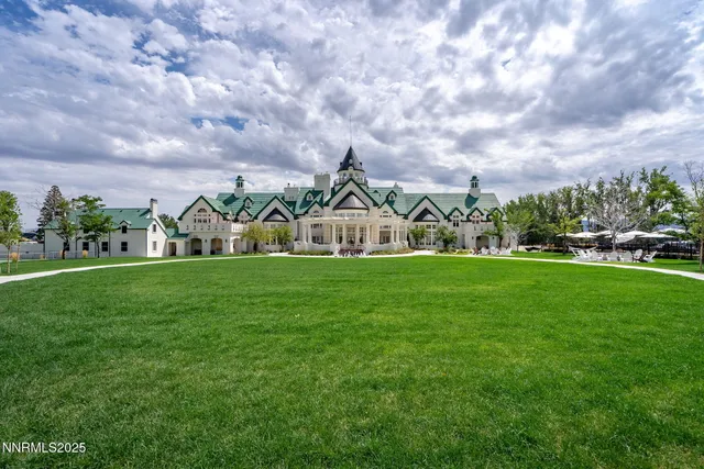 $1,495,000 | 718 West Pleasant Oak Trail, Reno, NV 89511
