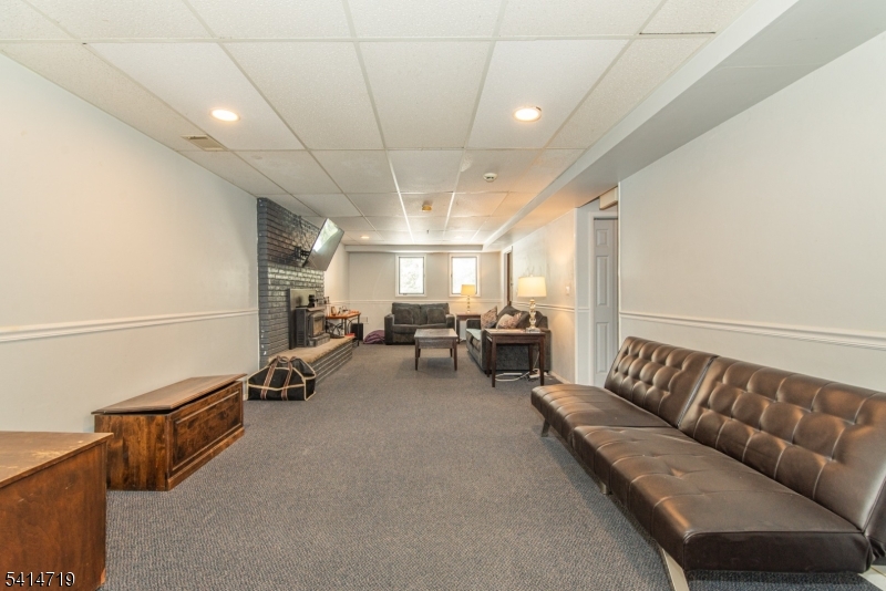 181 Center Grove Road Randolph, NJ 07869 - Photo 30 of 49
