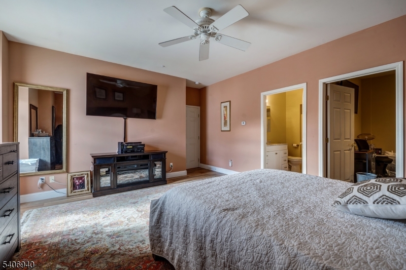 6411 Richmond Road, Unit 411 West Milford, NJ 07480 - Photo 11 of 32