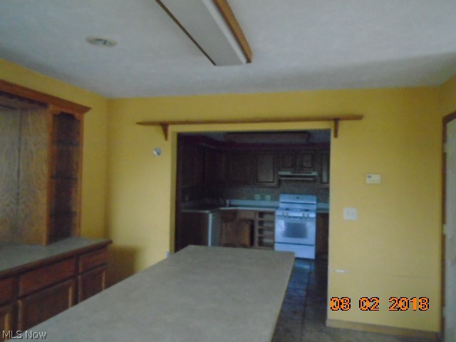16104 Ravenna Road Burton, OH 44021 - Photo 8 of 28