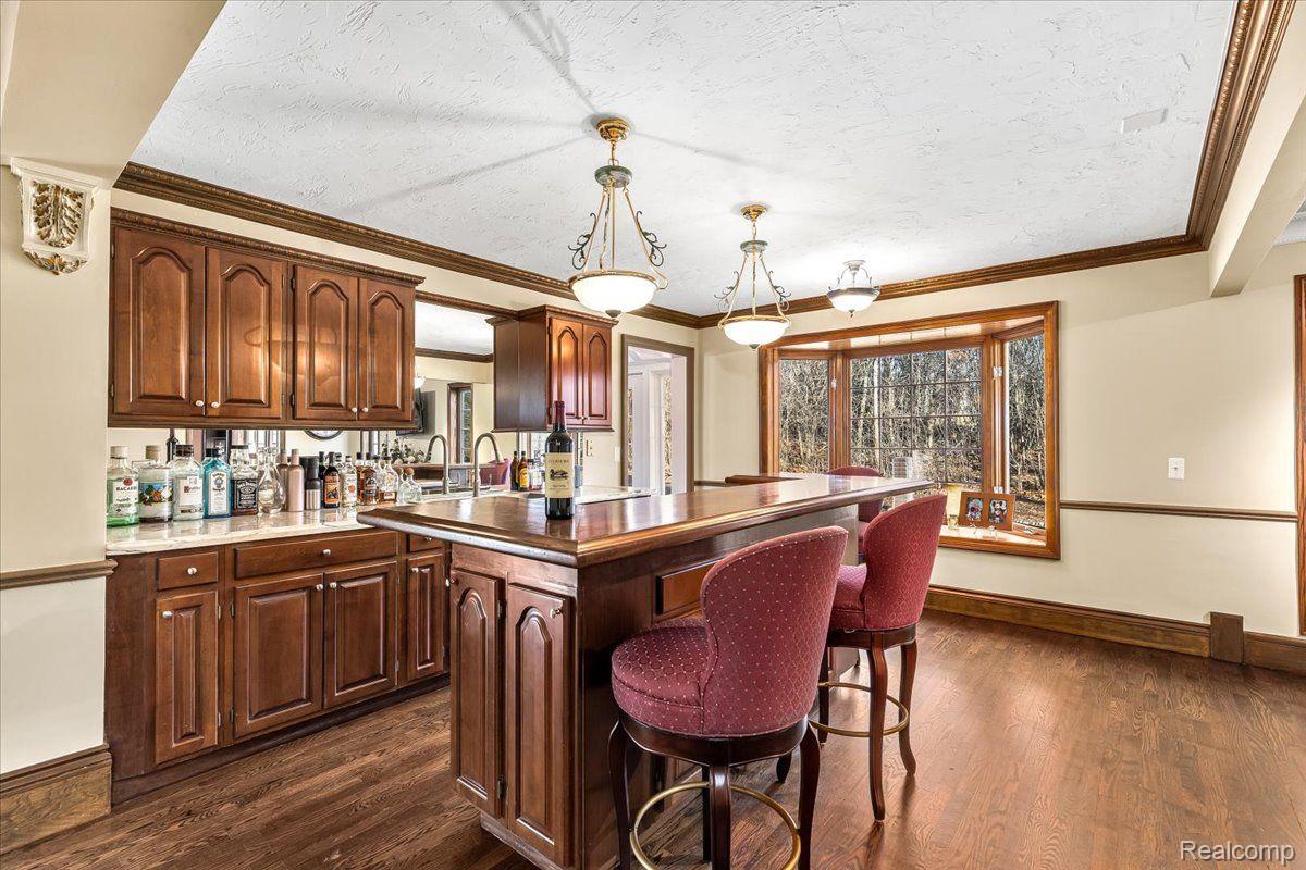 5155 Inkster Road Bloomfield Hills, MI 48302 - Photo 10 of 50 Dedicated Bar on Main Floor.