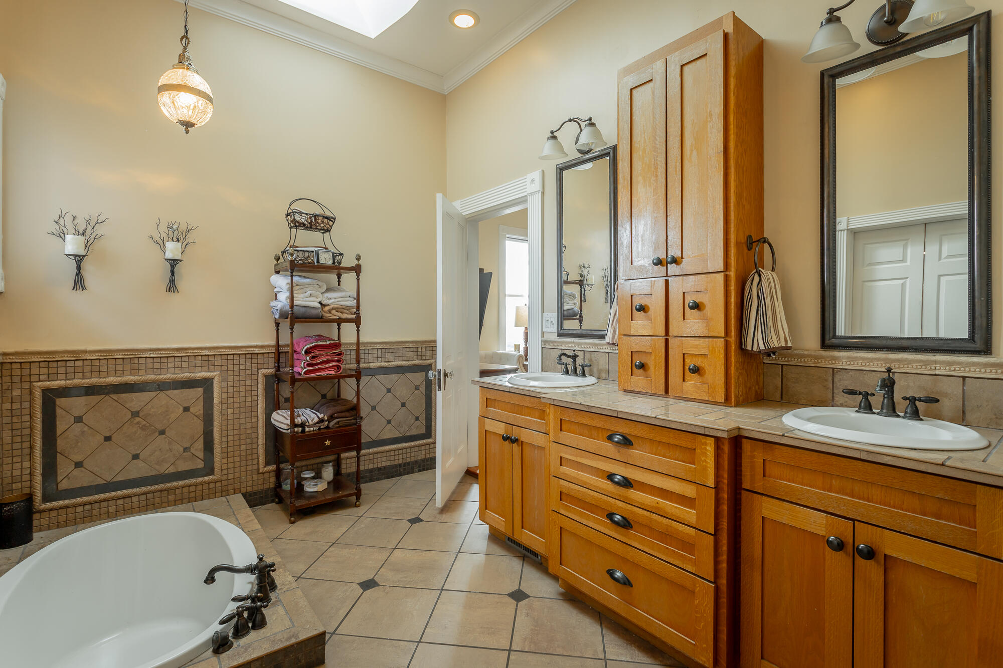 46 North Crest Road Chattanooga, TN 37404 - Photo 115 of 207 Bathroom