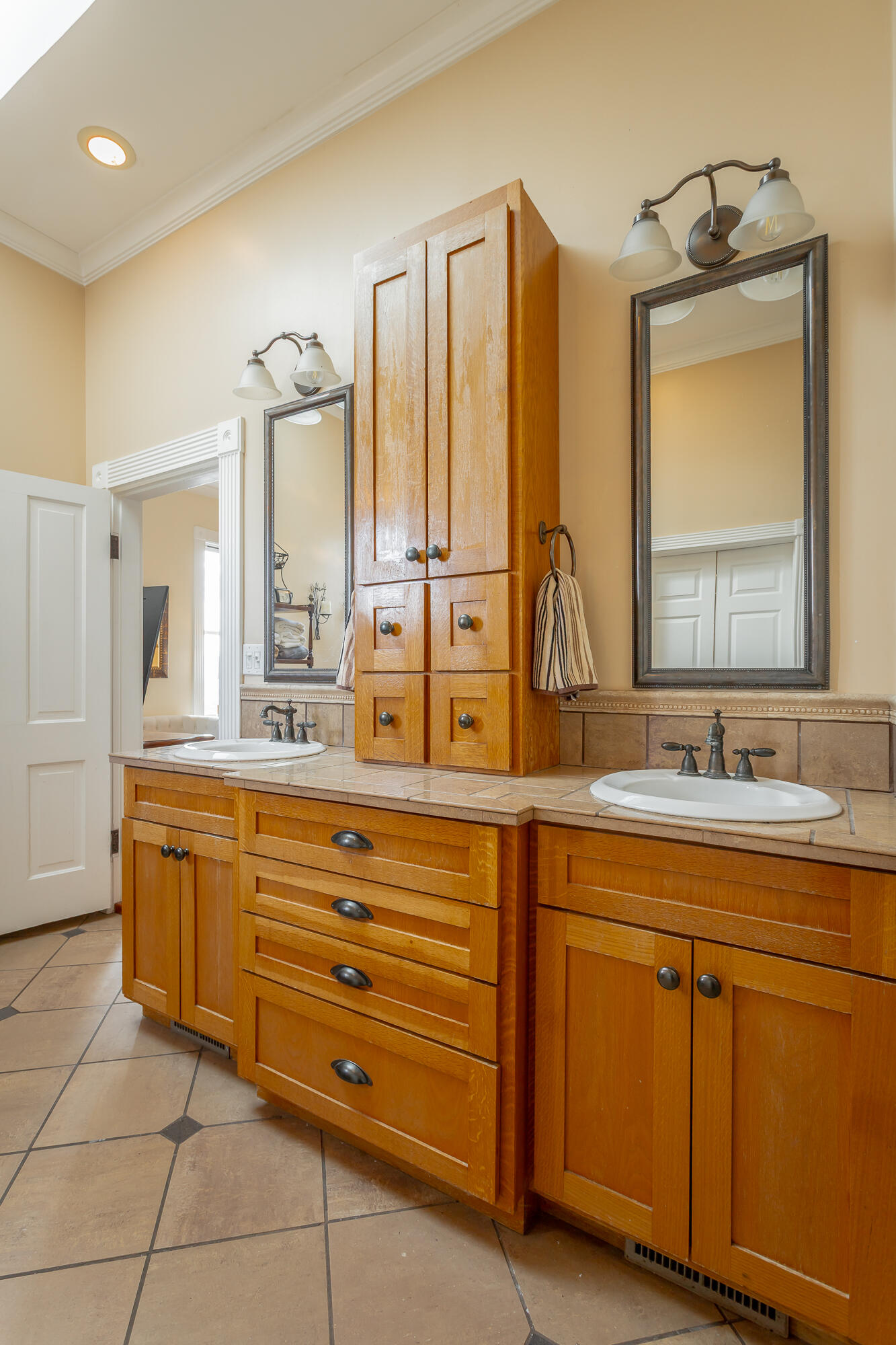 46 North Crest Road Chattanooga, TN 37404 - Photo 116 of 207 Bathroom