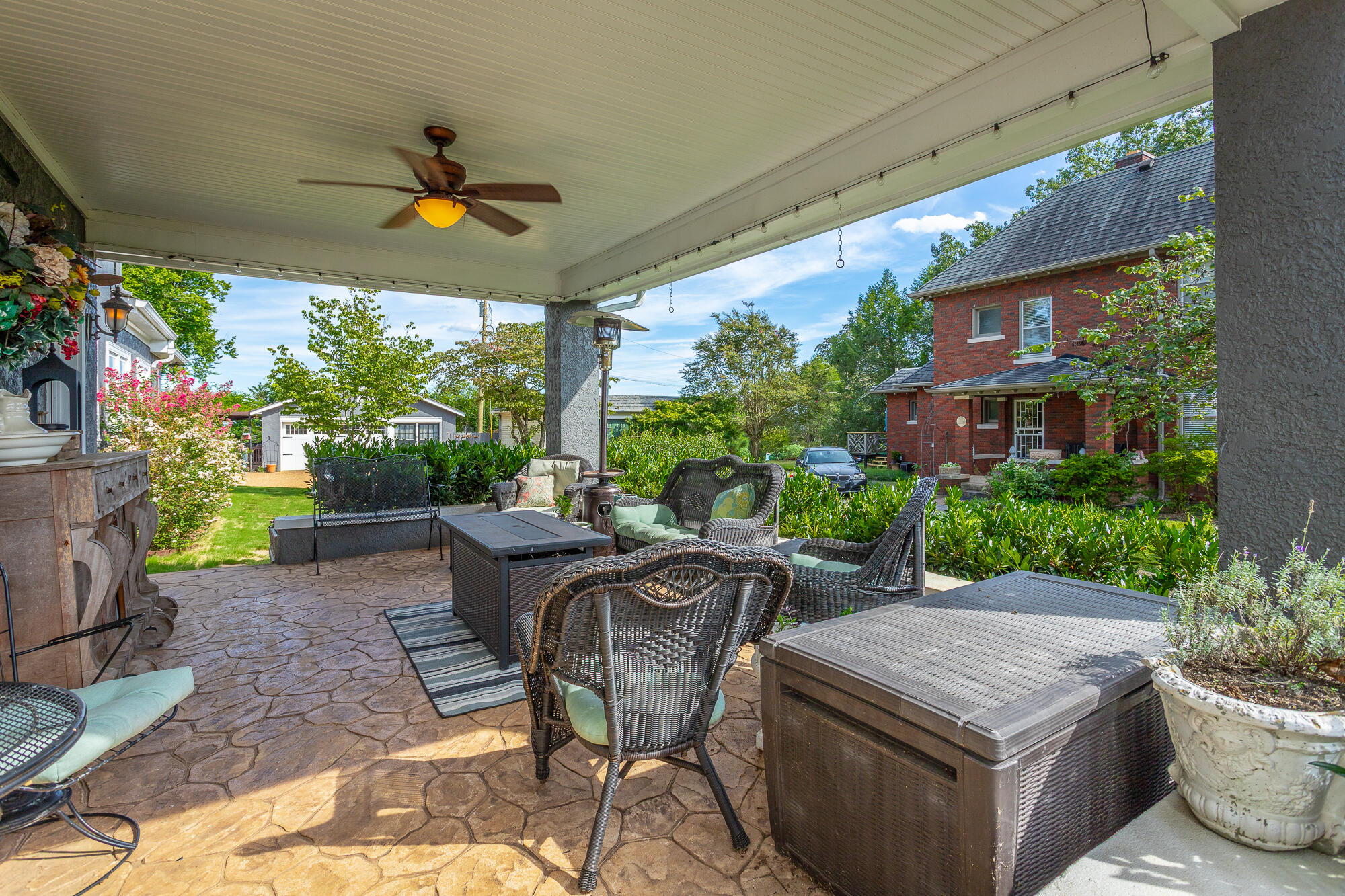 46 North Crest Road Chattanooga, TN 37404 - Photo 129 of 207 Lounge Area
