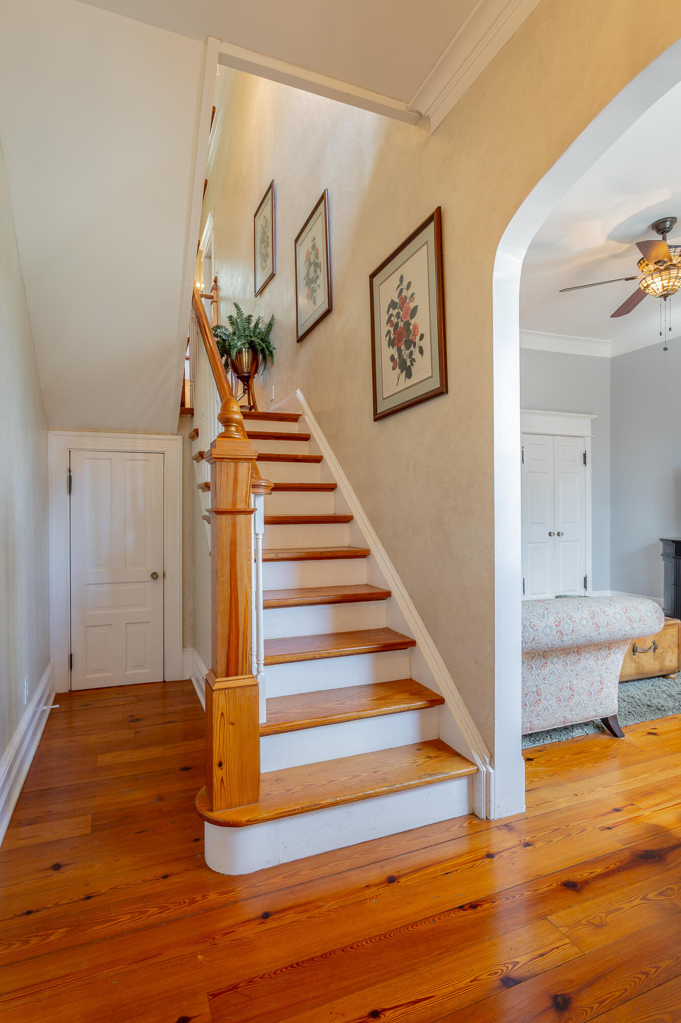 46 North Crest Road Chattanooga, TN 37404 - Photo 15 of 207 Entryway