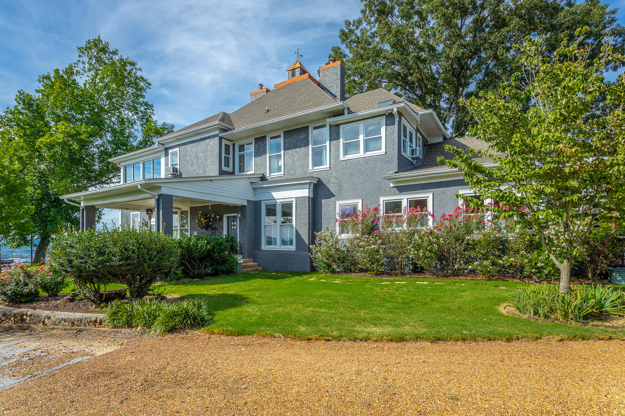 46 North Crest Road Chattanooga, TN 37404 - Photo 155 of 207 Front View