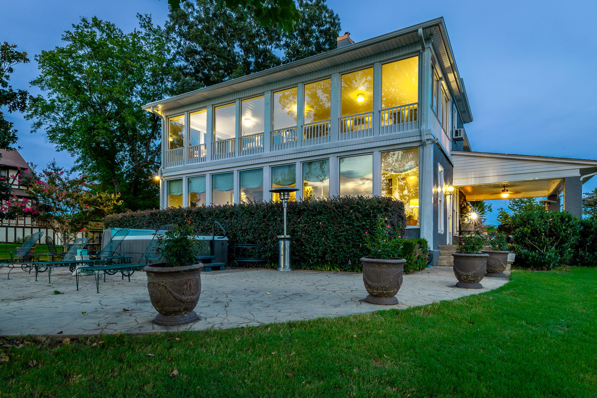 46 North Crest Road Chattanooga, TN 37404 - Photo 194 of 207 46 N Crest Road HD TWILIGHT-15