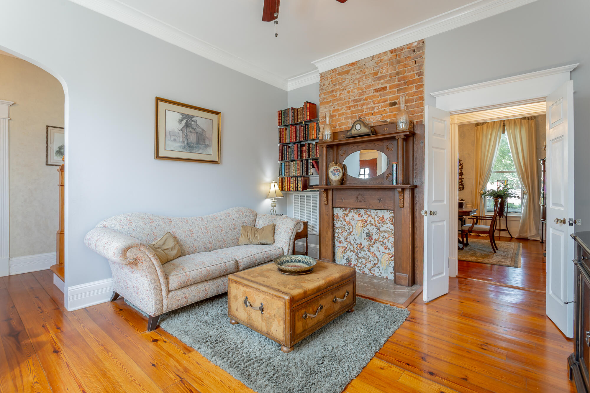 46 North Crest Road Chattanooga, TN 37404 - Photo 26 of 207 Living Room