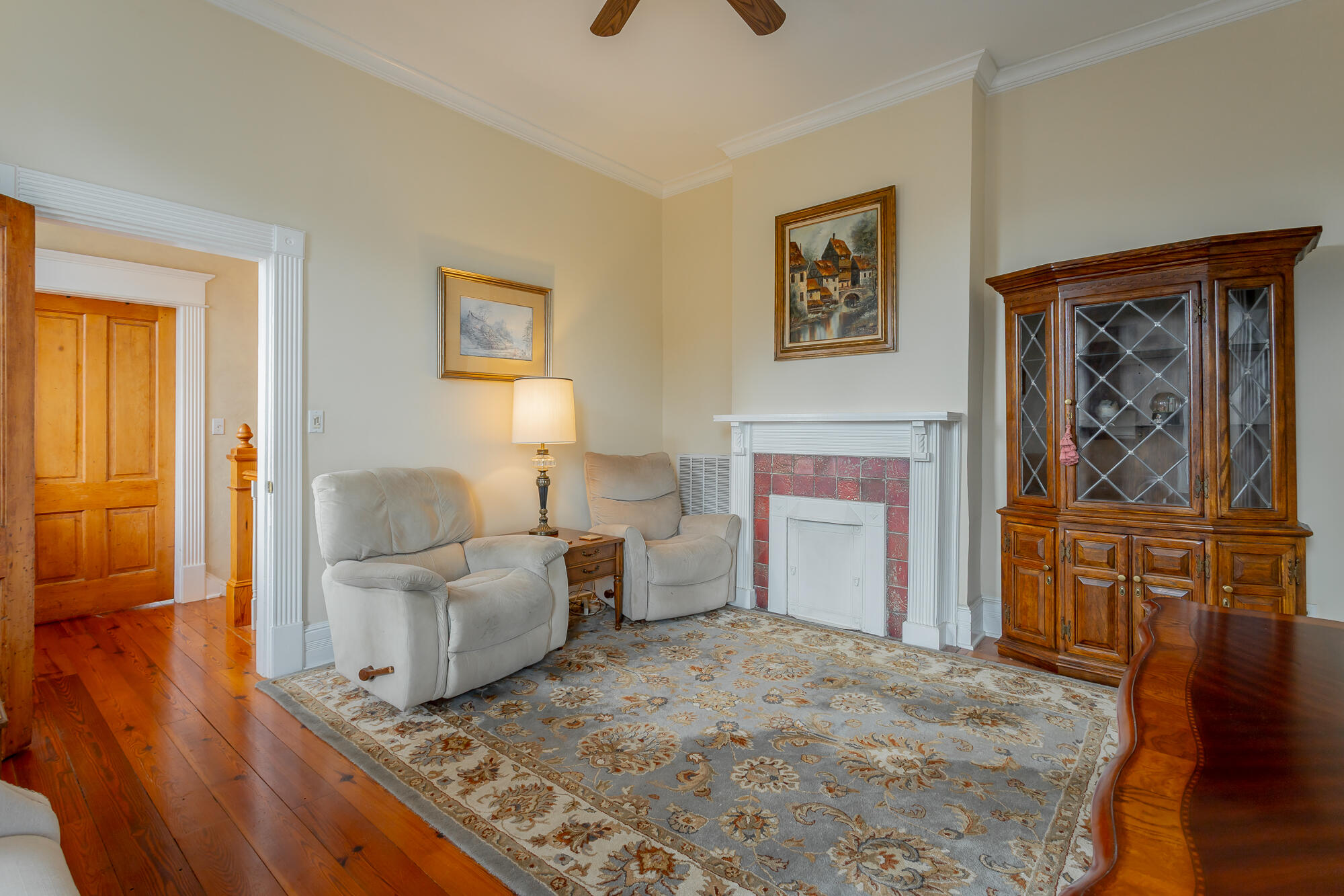 46 North Crest Road Chattanooga, TN 37404 - Photo 29 of 207 Living Room