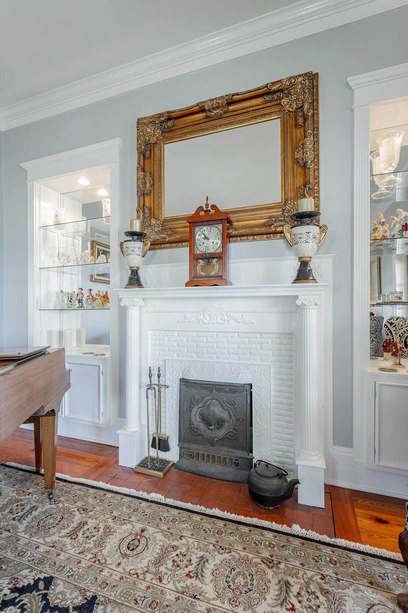 46 North Crest Road Chattanooga, TN 37404 - Photo 32 of 207 Living Room 2