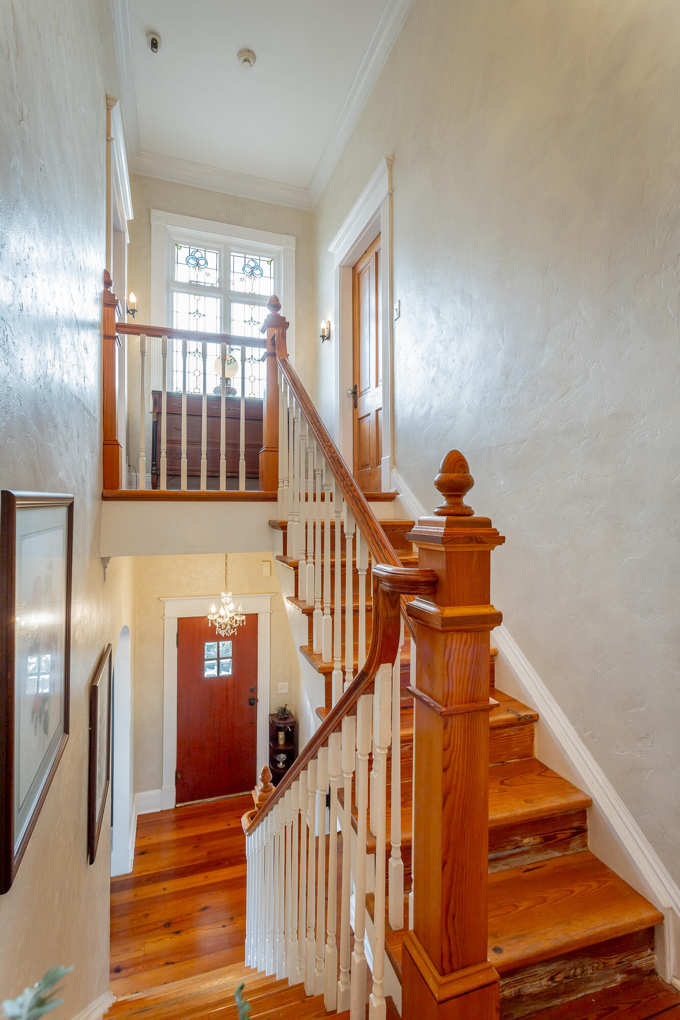 46 North Crest Road Chattanooga, TN 37404 - Photo 87 of 207 Stairway