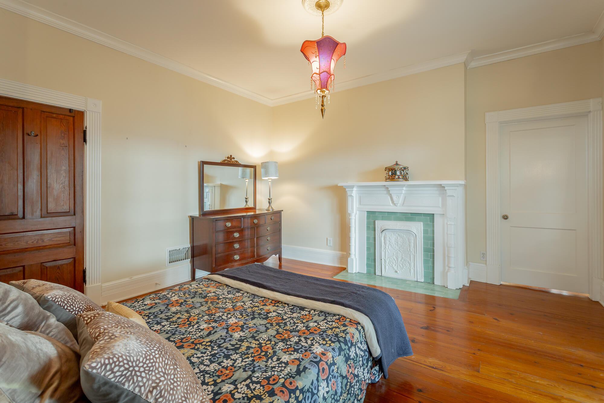 46 North Crest Road Chattanooga, TN 37404 - Photo 95 of 207 Bedroom