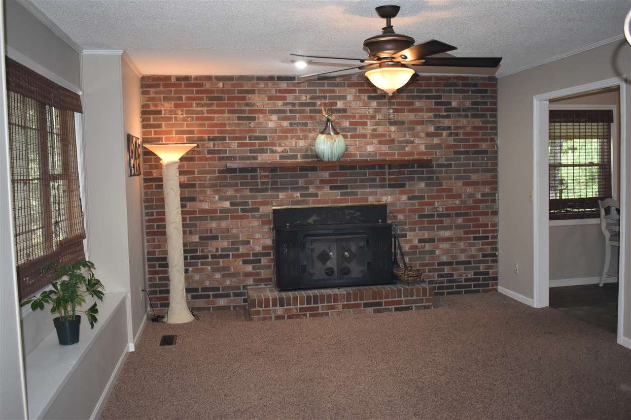 742 Brooks Road Selmer, TN 38375 - Photo 5 of 25 Gallery Image 5