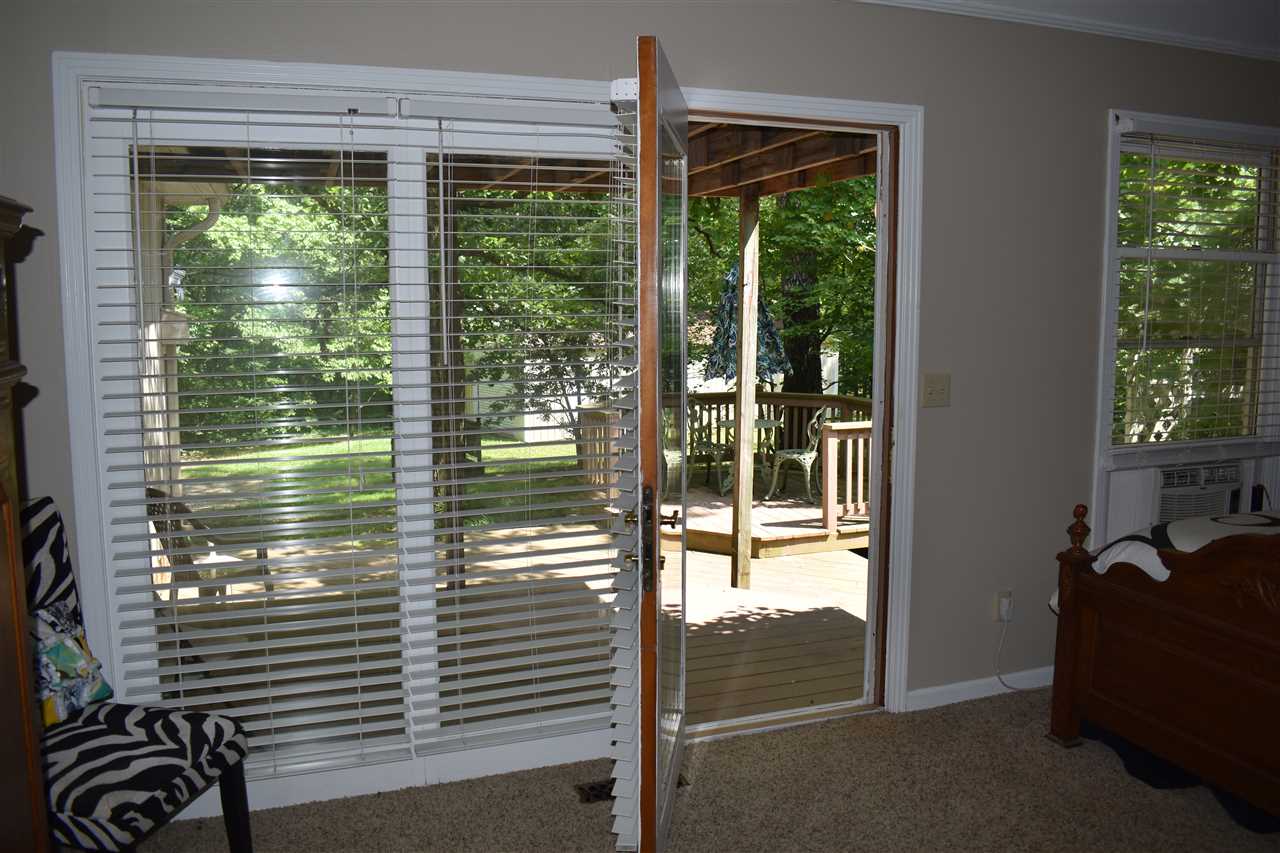 742 Brooks Road Selmer, TN 38375 - Photo 9 of 25 Gallery Image 9