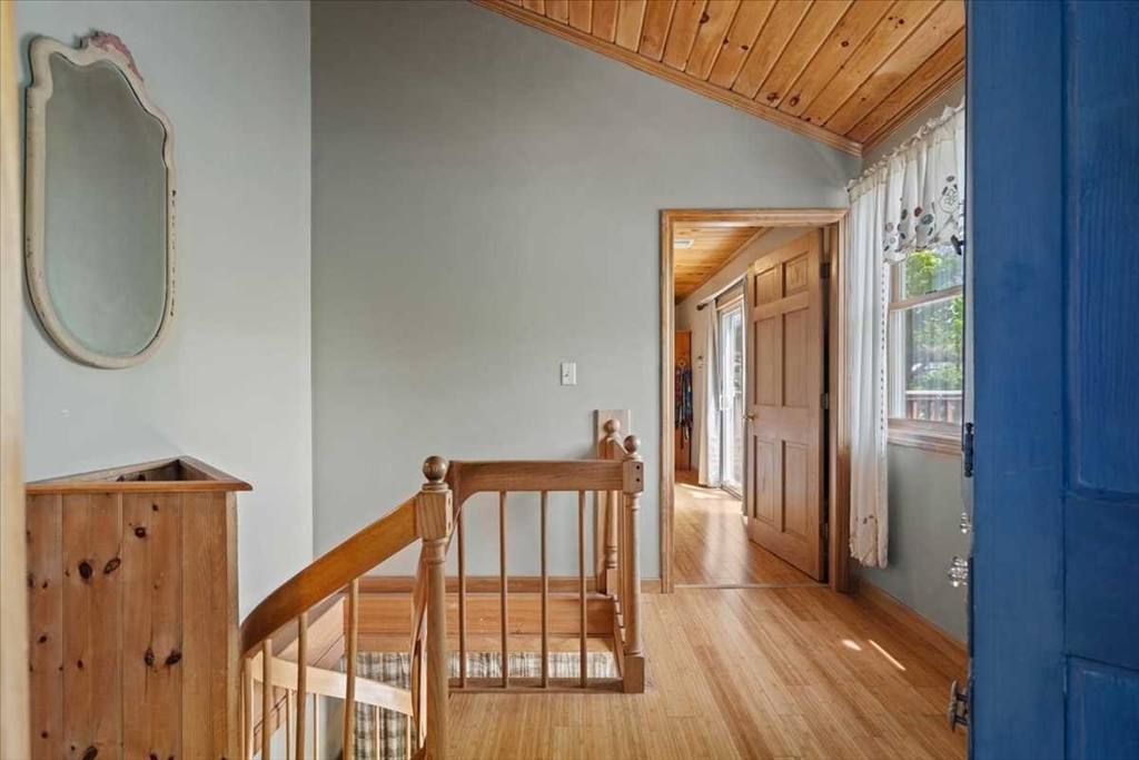 212 Grove Street Clinton, MA 01510 - Photo 13 of 30